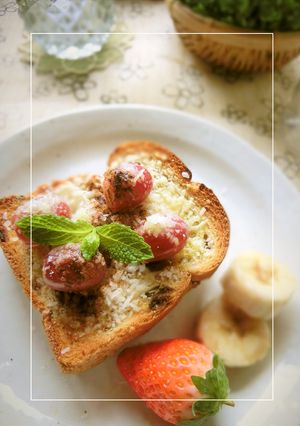 ぶどうonレーズンパンのチーズトースト-レシピのメイン写真
