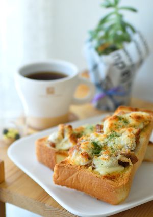 コンビニチキンで作る、チーズトースト-レシピのメイン写真