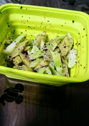 ブロッコリーの茎のゆかり和え-レシピのメイン写真