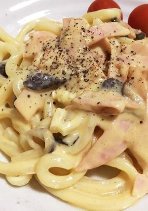 簡単濃厚♪冷凍うどんでカルボナーラ-レシピのメイン写真