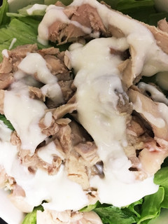 鳥もも肉とレタスのヨーグルトサラダ-レシピのメイン写真