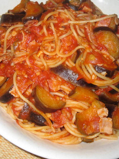 ナスとベーコンのトマトパスタ-レシピのメイン写真