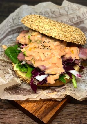 パストラミビーフのベーグルサンド-レシピのメイン写真