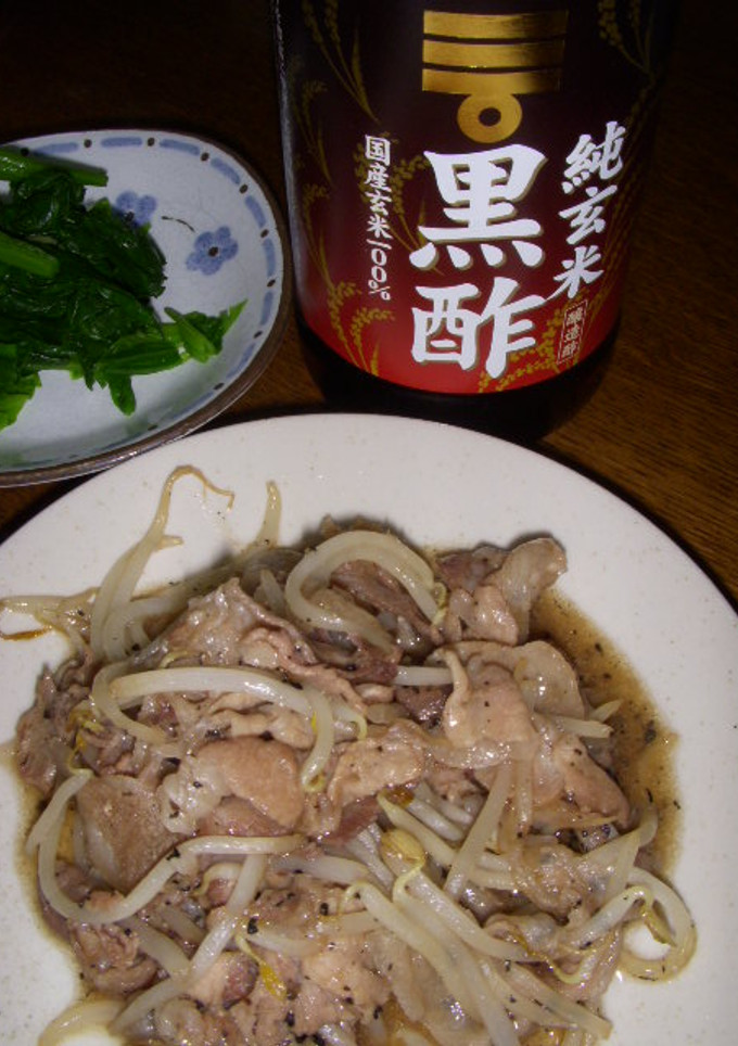 豚ともやしのさっぱりゴマ酢炒め♪-レシピのメイン写真
