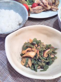 ご飯のお友に。しいたけ×ピーマン甘辛炒め-レシピのメイン写真