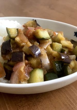 カレーの壺でお肉を使わない夏野菜カレー-レシピのメイン写真