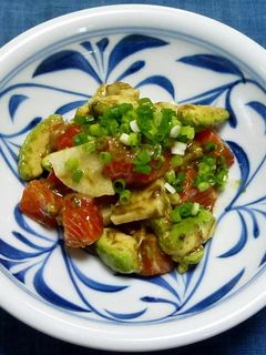 サーモンとアボカド、長芋のわさび海苔和え-レシピのメイン写真