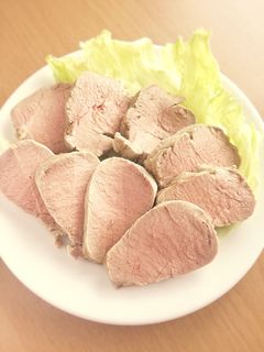 作り置き◆ヒレ肉で簡単茹で豚◆低糖質-レシピのメイン写真