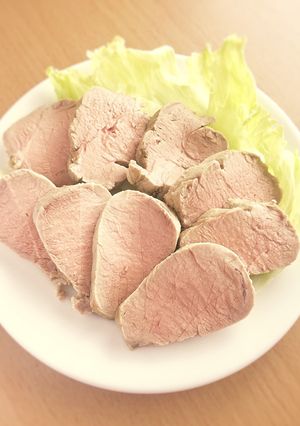 作り置き◆ヒレ肉で簡単茹で豚◆低糖質-レシピのメイン写真