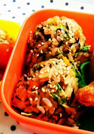 ビタミン&葉酸チャージ！【豆苗混ぜご飯】-レシピのメイン写真