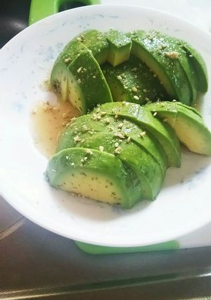 簡単すぎる❤かけるだけ❤中華風アボガド-レシピのメイン写真