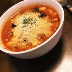 รูปของ もち麦入り具沢山トマトスープ