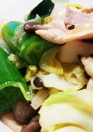 キャベツ大量消費☆簡単♪塩野菜炒め-レシピのメイン写真