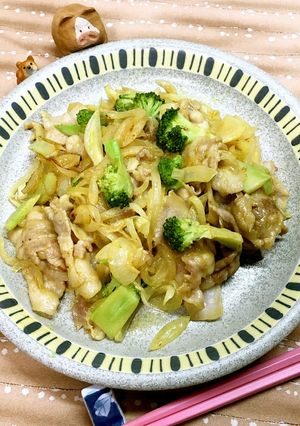 豚バラ肉・玉ねぎ・ブロッコリーカレー炒め-レシピのメイン写真