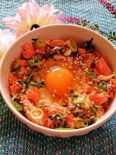 鮭フレークの卵かけ丼簡単過ぎ♪-レシピのメイン写真