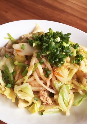 キャベツとツナのピリ辛焼きうどん-レシピのメイン写真