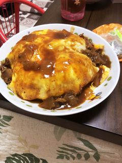 前日の残りとオムライス!オムハヤシ風-レシピのメイン写真