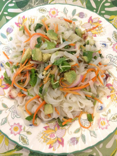 栄養満点!野菜たっぷりタイ風フォーサラダ-レシピのメイン写真