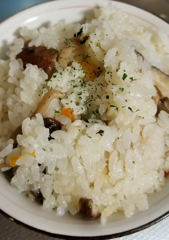 きのこのバター炊き込みご飯(覚書)-レシピのメイン写真