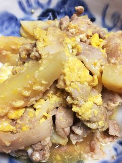 豚とジャガイモと玉子の味噌炒め☆-レシピのメイン写真