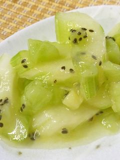 セロリとキウイのマリネ-レシピのメイン写真