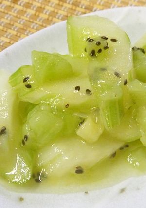 セロリとキウイのマリネ-レシピのメイン写真