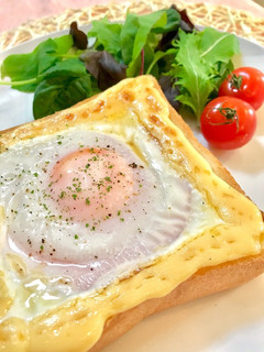 *とろ〜り♪玉子とハムのマヨトースト*-レシピのメイン写真