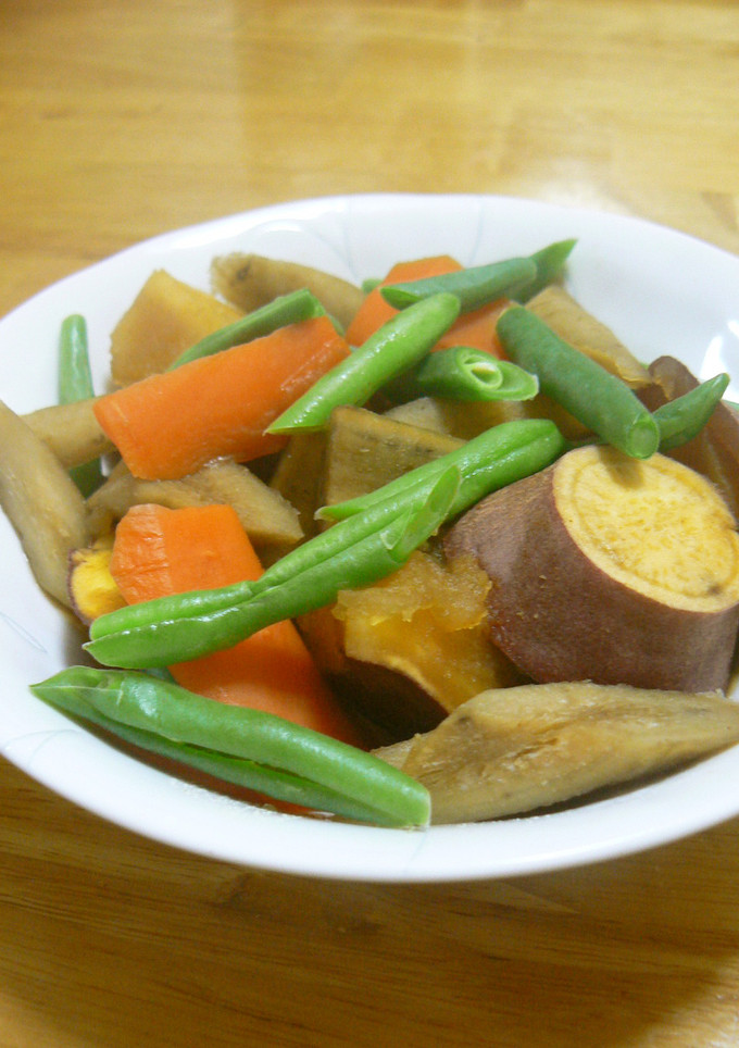 さつま芋とごぼう、人参、いんげんの煮物-レシピのメイン写真