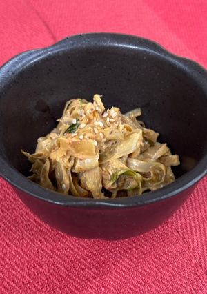 ひらひらごぼうのキムチサラダ-レシピのメイン写真