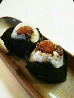 とりの唐揚(甘たれ漬け)の残りでおむすび-レシピのメイン写真