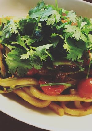 パクチーたっぷりキーマカレーうどん-レシピのメイン写真