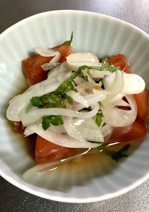夏に食べたい♪トマトと玉ねぎの簡単マリネ-レシピのメイン写真