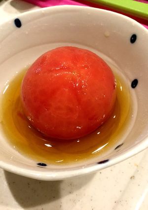 冷んやりトマトの麺つゆ漬け。湯剥きだけで-レシピのメイン写真