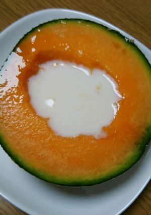 私のメロンの食べ方～(♡ˊ艸ˋ)♬*-レシピのメイン写真