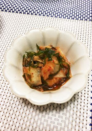 市販キムチで♪お手軽キムチ昆布-レシピのメイン写真