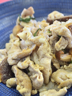 バジル香る☆豚肉と干し椎茸のにんにく炒め-レシピのメイン写真