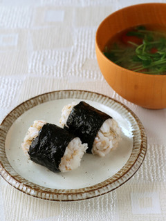 梅とじゃこの海苔巻きご飯-レシピのメイン写真