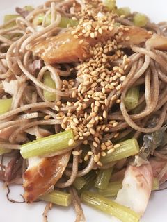 ふきとアジの開きの蕎麦炒め!-レシピのメイン写真