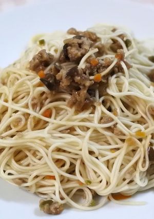 夏バテにも！肉味噌そうめんでお手軽ランチ-レシピのメイン写真