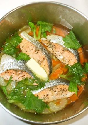 魚さけとセロリ人参の煮込み♪簡単-レシピのメイン写真