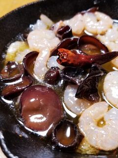 5分で簡単!きくらげとえびのアヒージョ-レシピのメイン写真
