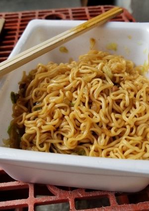 カップ焼きそばの燻製-レシピのメイン写真