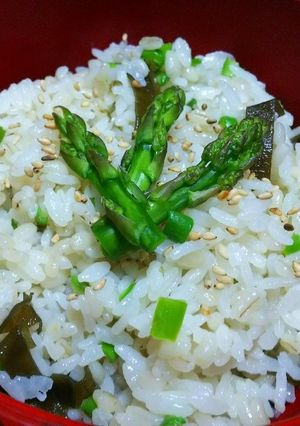 もち麦入りのアスパラご飯♪-レシピのメイン写真