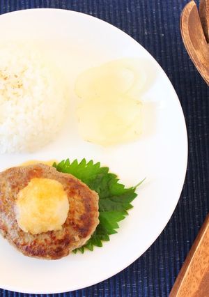 お麩がつなぎ★おろし大根和風ハンバーグ-レシピのメイン写真