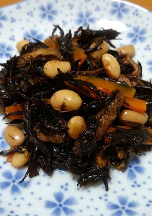 お弁当に簡単で甘辛！大豆とひじきの煮物-レシピのメイン写真