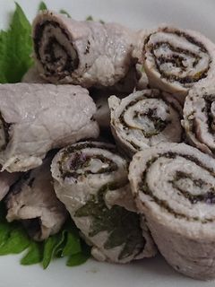 レンジ&ふりかけで簡単☆豚肉の梅しそ巻き-レシピのメイン写真