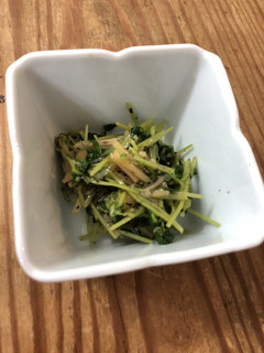 混ぜるだけで超簡単!豆苗となめ茸の和え物-レシピのメイン写真
