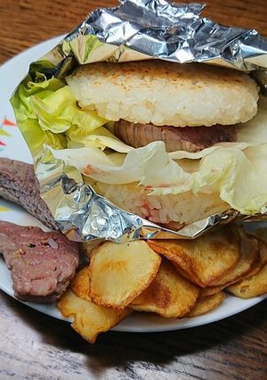 ガーリックソルトビーフのライスバーガー-レシピのメイン写真