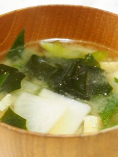 かぶとワカメの味噌汁♪-レシピのメイン写真