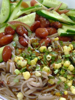 余った金時豆で、そばサラダ-レシピのメイン写真